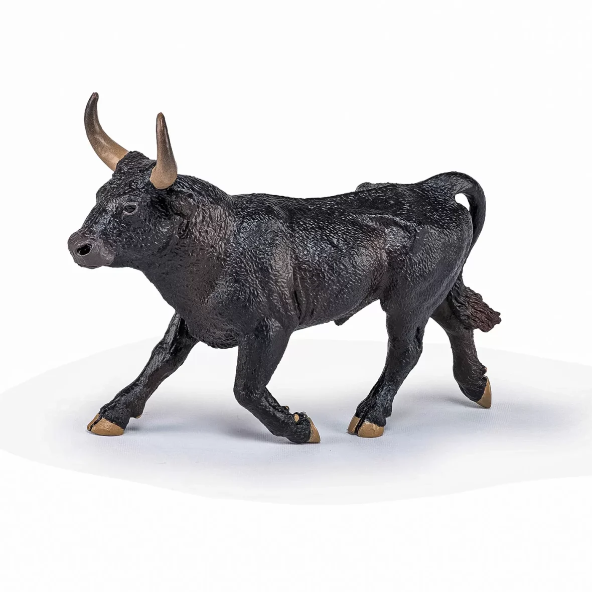 PAPO FIGURINA TAUR CAMARGUE